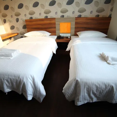 Waterfront Boutique Hotel-2